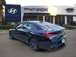 2023 Elantra Thumbnail 4