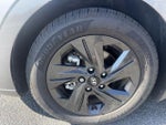 2023 Elantra Thumbnail 9