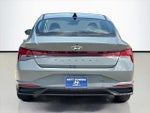 2022 Elantra Thumbnail 6