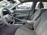 2023 Elantra Thumbnail 17