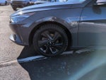 2023 Elantra Thumbnail 13