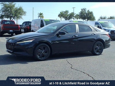 2021 Hyundai Elantra SEL 4DR Sedan