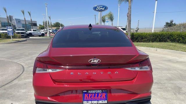2023 Hyundai ELANTRA SEL