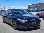 2023 Elantra Thumbnail 7