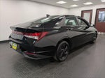 2023 Elantra Thumbnail 4