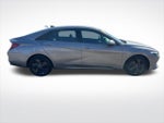 2021 Elantra Thumbnail 9