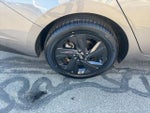 2021 Elantra Thumbnail 11