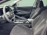 2022 Elantra Thumbnail 18