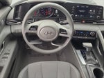 2022 Elantra Thumbnail 15