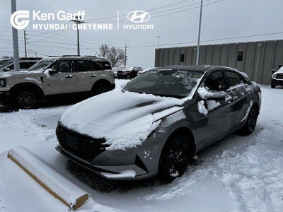 Photo of a 2022 Hyundai Elantra SEL 4DR Sedan for sale