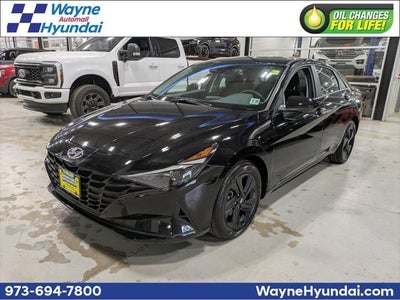 Photo of a 2022 Hyundai Elantra SEL 4DR Sedan for sale