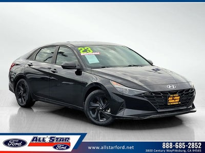 2023 Hyundai Elantra SEL 4DR Sedan