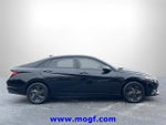 2023 Elantra Thumbnail 24
