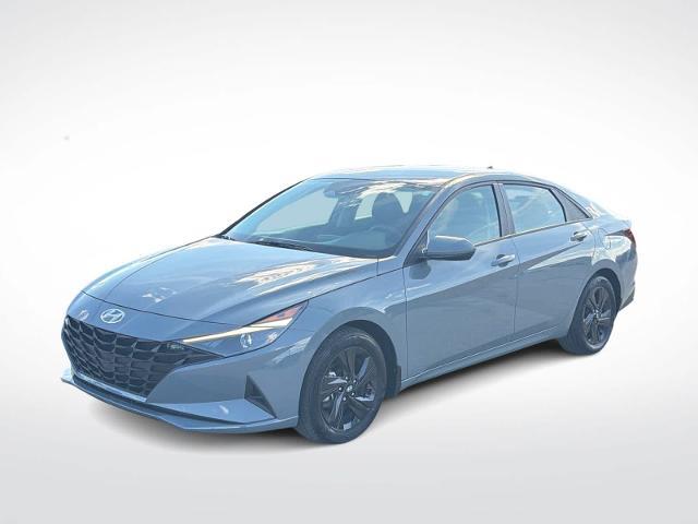 2022 Hyundai Elantra - $19,275