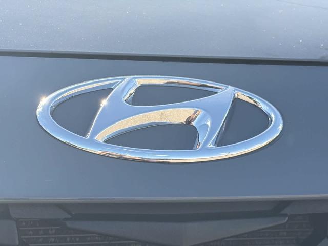 2022 Hyundai Elantra - $19,275