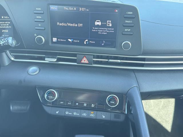 2022 Hyundai Elantra - $19,275