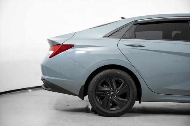 2021 Hyundai Elantra - $17,900