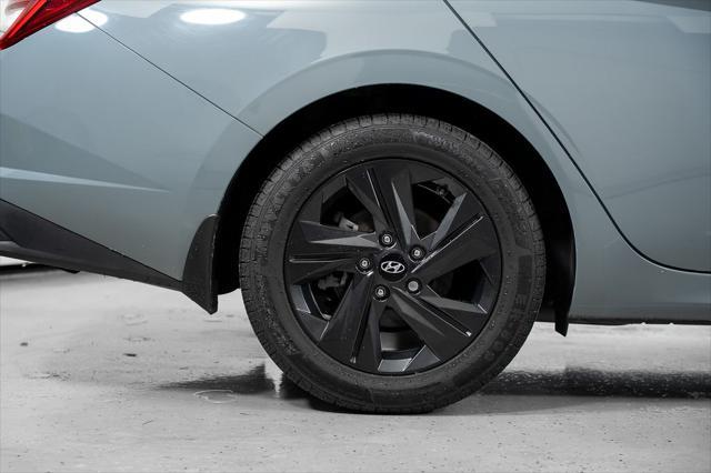 2021 Hyundai Elantra - $17,900