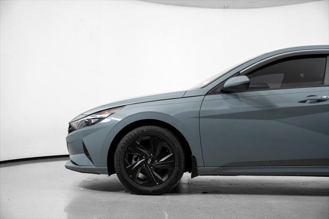 2021 Hyundai Elantra - $17,900