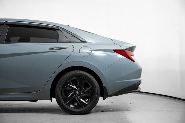 2021 Hyundai Elantra - $17,900