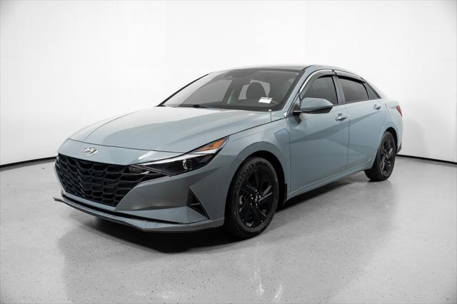 2021 Hyundai Elantra - $17,900