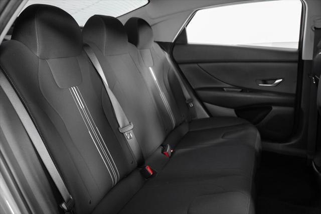 2021 Hyundai Elantra - $17,900