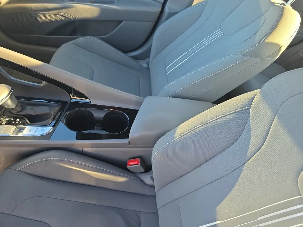 2022 Hyundai Elantra - $13,866