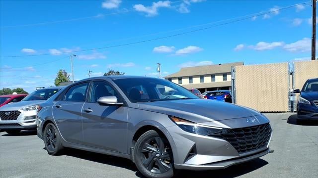 Preowned 2023 Hyundai ELANTRA Hybrid Blue for Sale