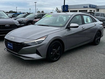2022 Hyundai Elantra Hybrid Blue 4DR Sedan