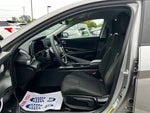 2022 ELANTRA Hybrid Thumbnail 18