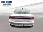 2021 ELANTRA Hybrid Thumbnail 3