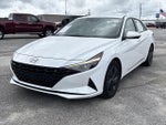 2022 ELANTRA Hybrid Thumbnail 4