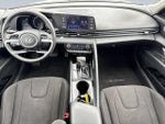 2022 ELANTRA Hybrid Thumbnail 13