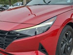 2023 ELANTRA Hybrid Thumbnail 4