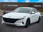 2023 ELANTRA Hybrid Thumbnail 4