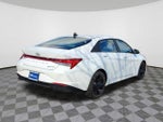 2023 ELANTRA Hybrid Thumbnail 5