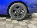 2023 ELANTRA Hybrid Thumbnail 29