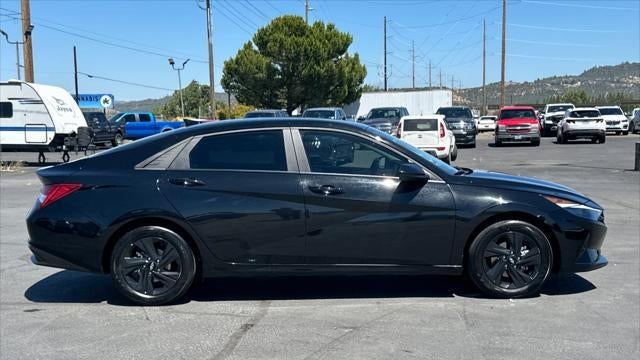 2023 Hyundai ELANTRA Hybrid Blue