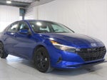2023 ELANTRA Hybrid Thumbnail 3