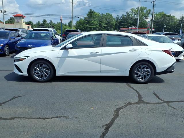 2024 Hyundai Elantra - $20,991