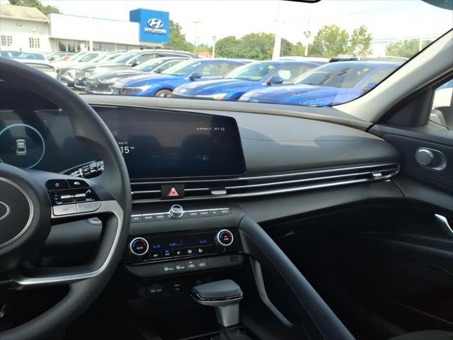 2024 Hyundai Elantra - $20,991