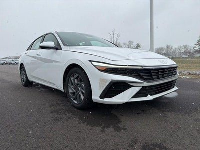 Photo of a 2024 Hyundai Elantra SEL 4DR Sedan for sale