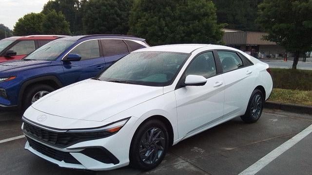 Preowned 2024 Hyundai ELANTRA SEL for Sale