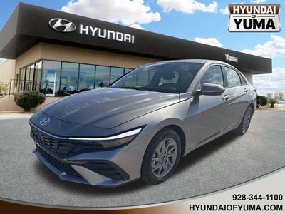 2024 Hyundai Elantra SEL 4DR Sedan