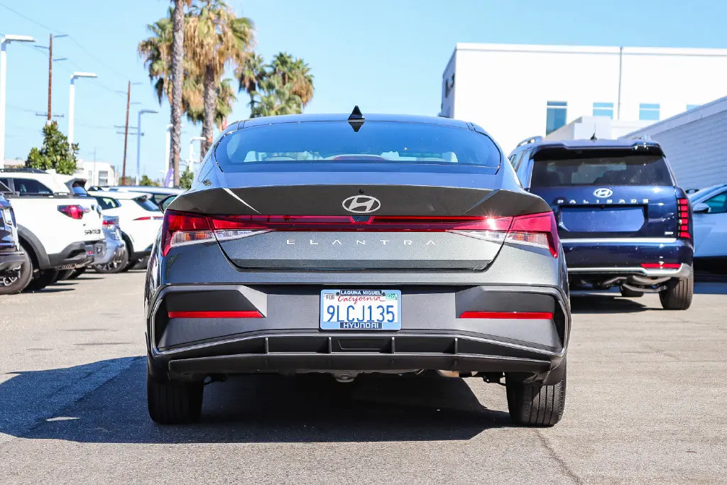 2024 Hyundai Elantra - $19,495