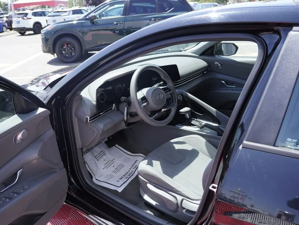 2024 Hyundai Elantra - $17,988