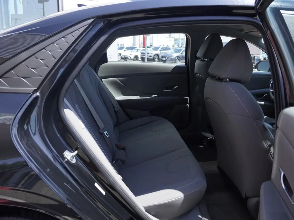 2024 Hyundai Elantra - $17,988
