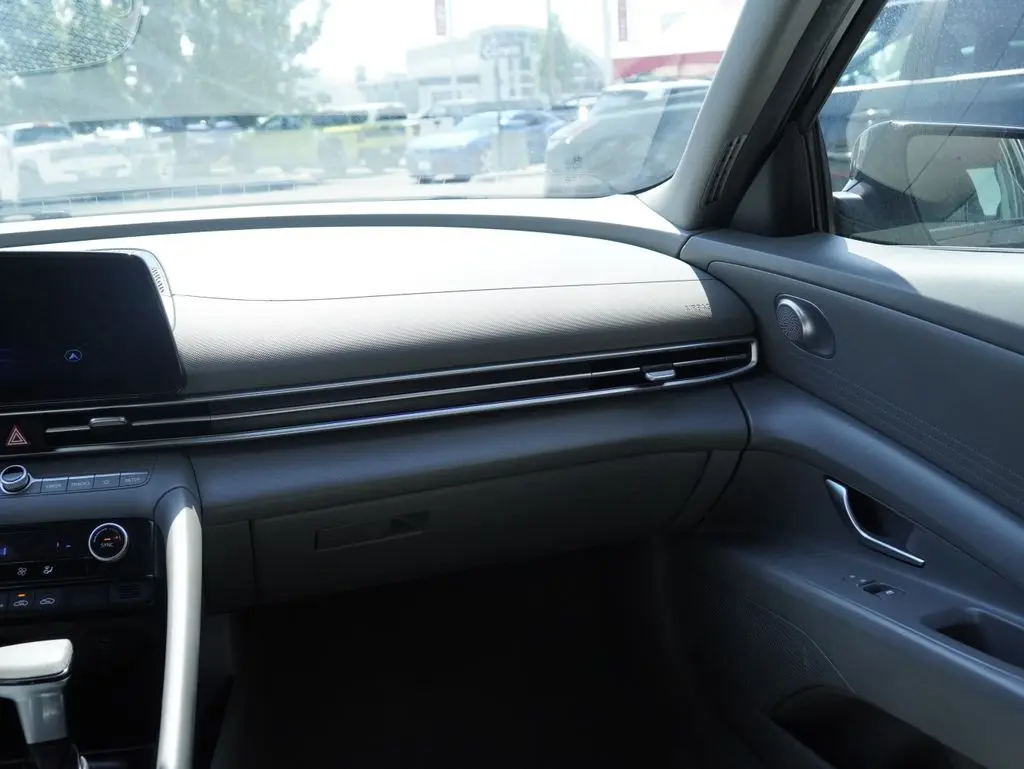 2024 Hyundai Elantra - $17,988