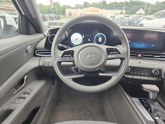 2024 Hyundai Elantra - $17,999