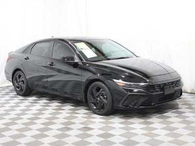 2025 Hyundai Elantra SEL Sport 4DR Sedan